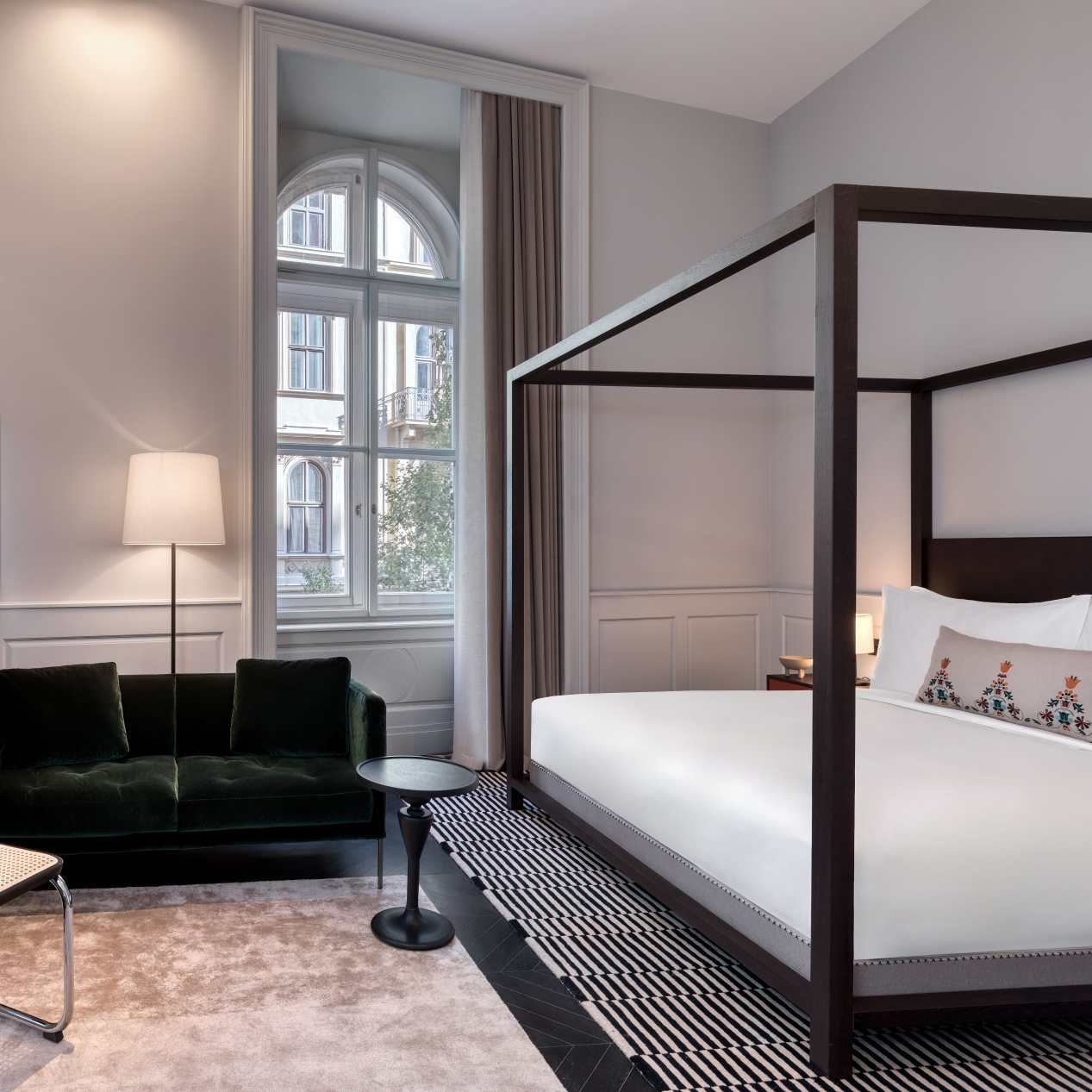 Dorothea Hotel, Budapest, Autograph Collection
