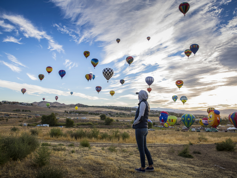 PEOPLE & LIFESTYLE PHOTOGRAPHY & MOTION