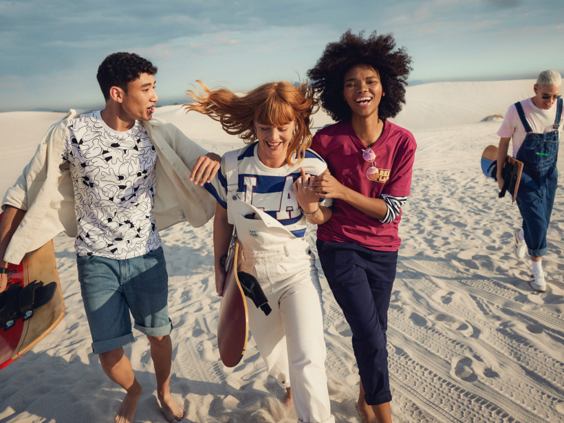 PEOPLE & LIFESTYLE PHOTOGRAPHY & MOTION